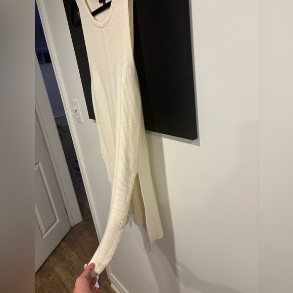 Dynamite Off-White Knit Top - Picture 5 of 9